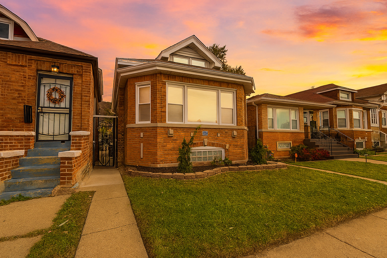 8734 S Honore Street, Chicago, IL 60620