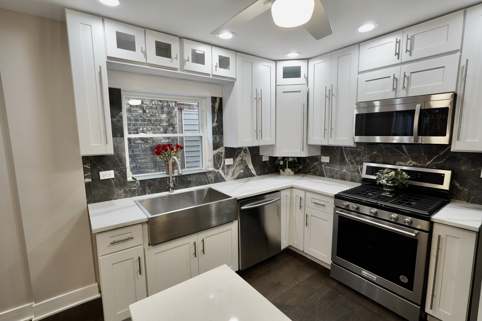 8734 S Honore Street, Chicago, IL 60620