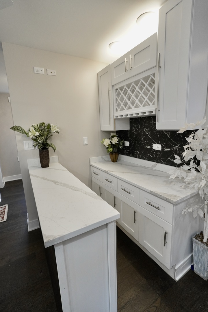 8734 S Honore Street, Chicago, IL 60620