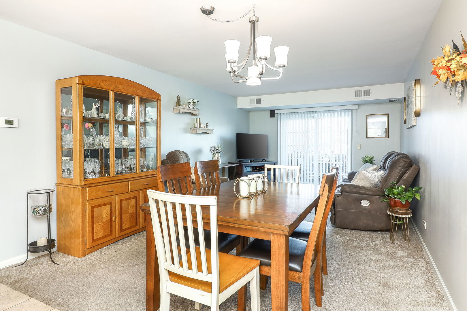 726 N Gary Avenue #109A, Carol Stream, IL 60188