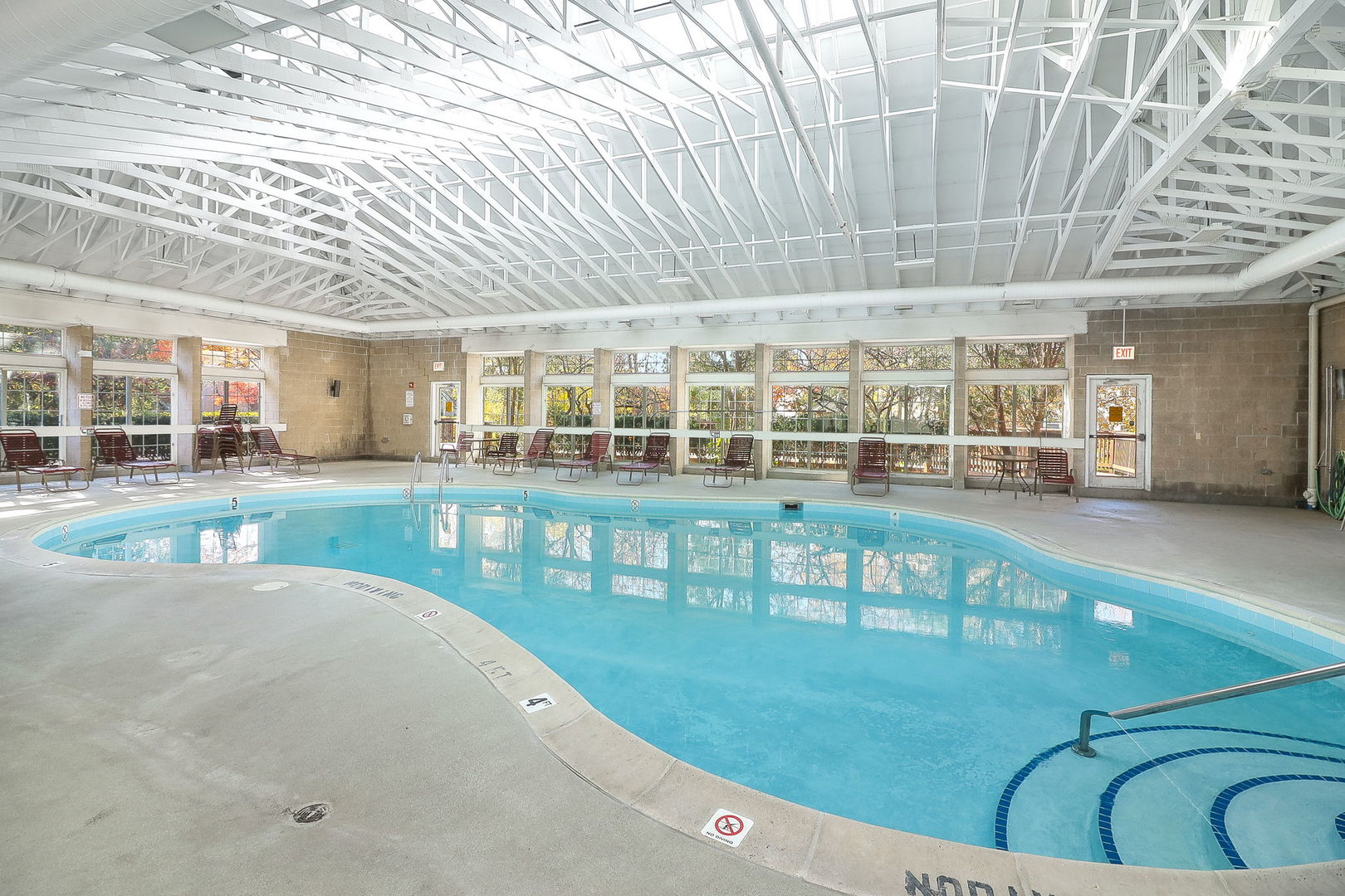 726 N Gary Avenue #109A, Carol Stream, IL 60188