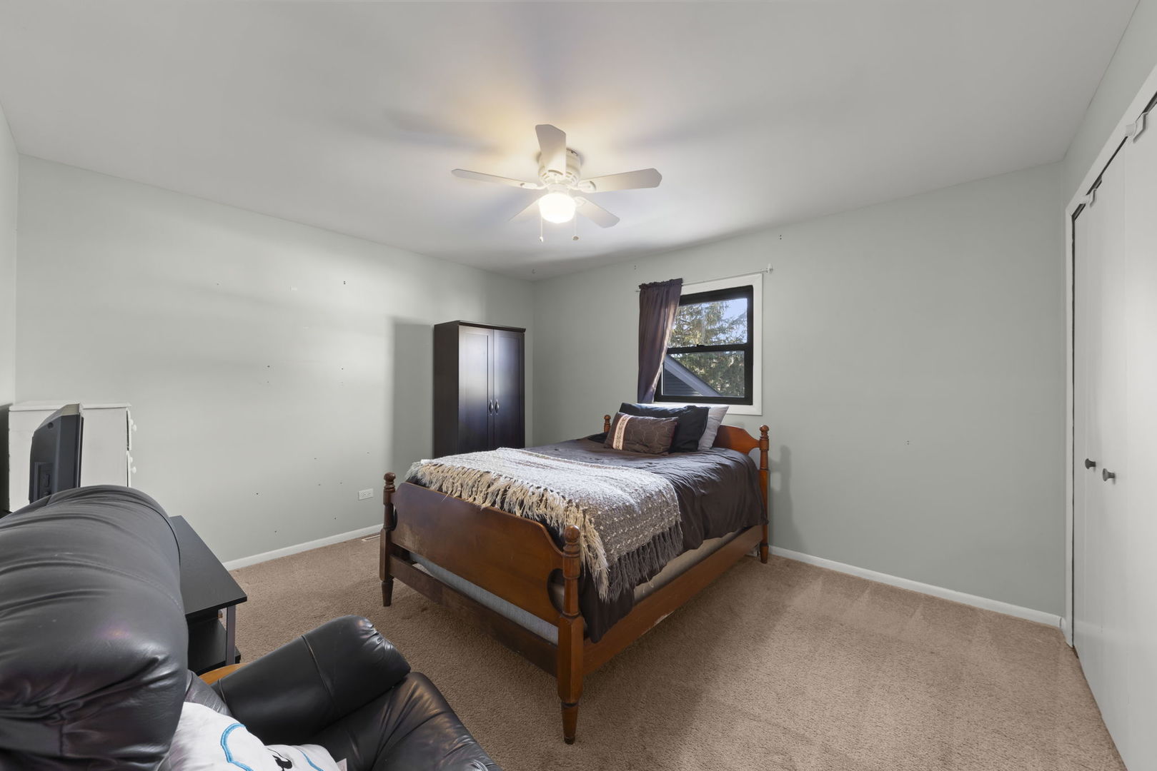 30W214 BRIAR Lane, Naperville, IL 60563