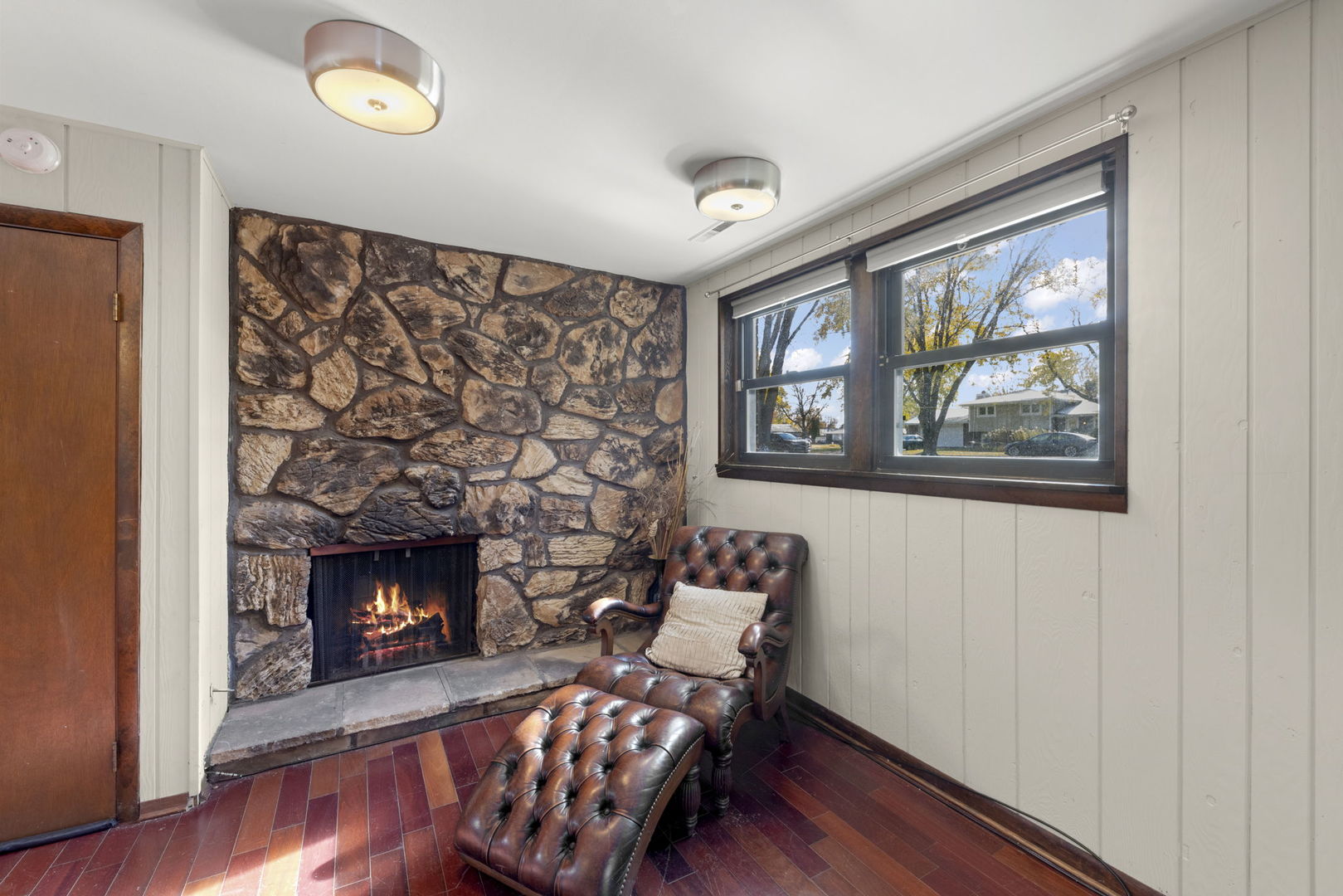 30W214 BRIAR Lane, Naperville, IL 60563