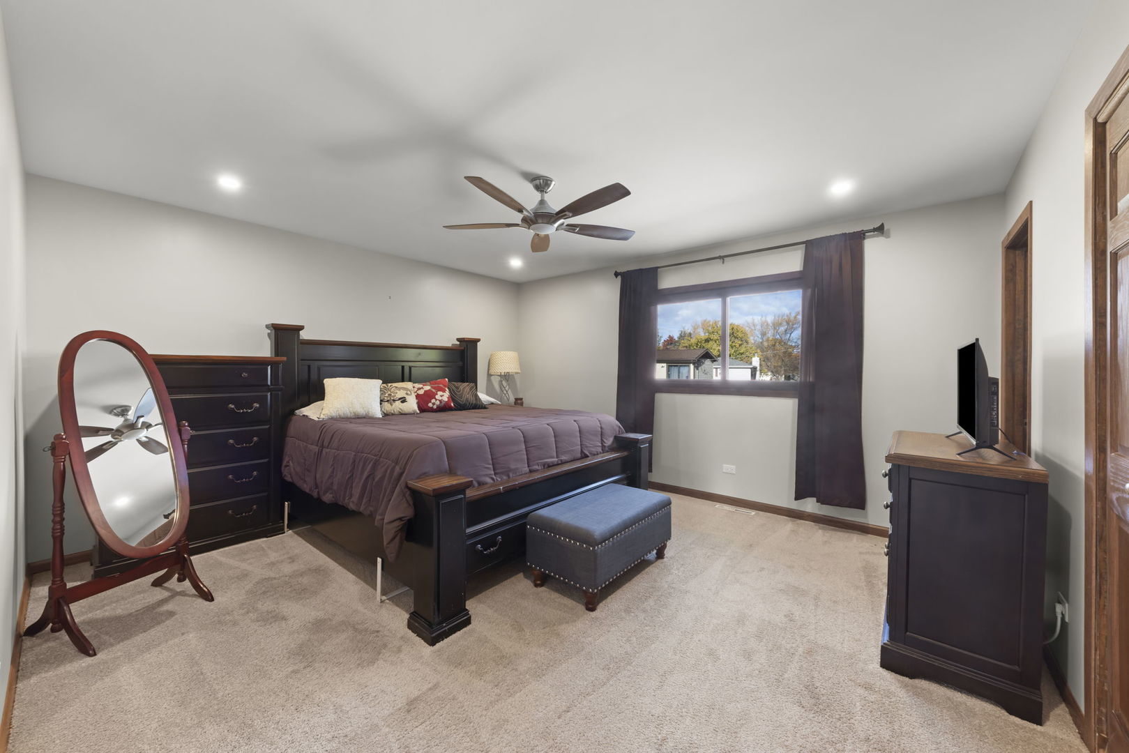 30W214 BRIAR Lane, Naperville, IL 60563