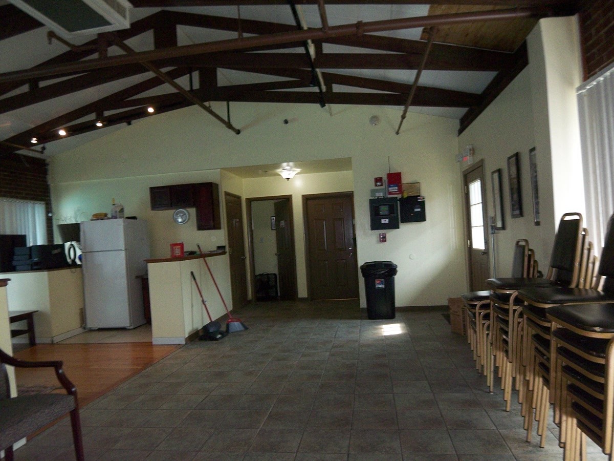 1500 S Busse Road #2D, Mount Prospect, IL 60056