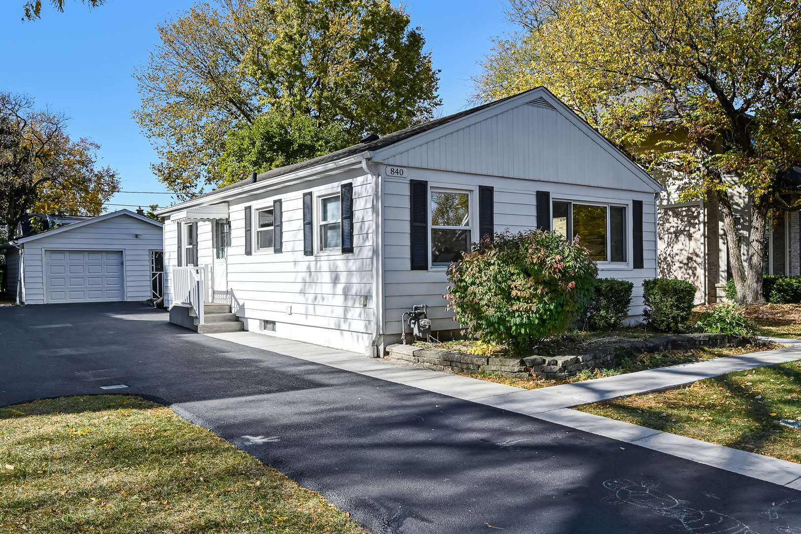 840 S Thurlow Street, Hinsdale, IL 60521