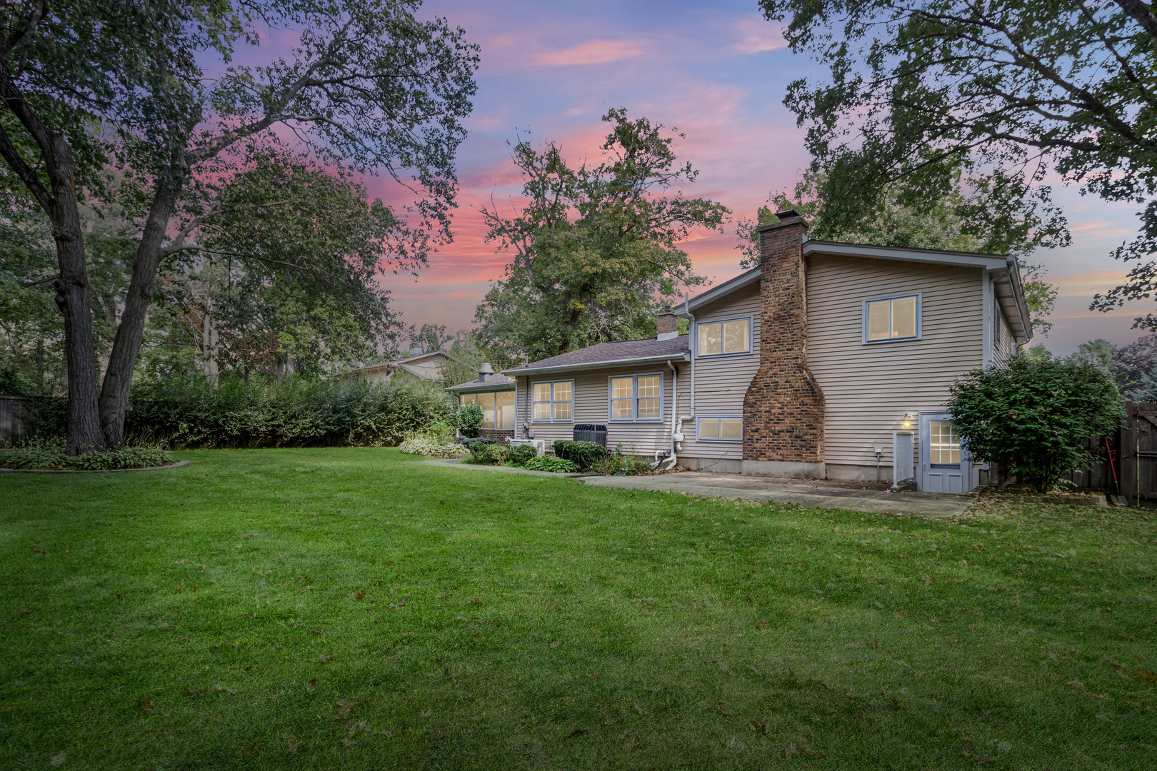 30W359 Wiant Road, West Chicago, IL 60185