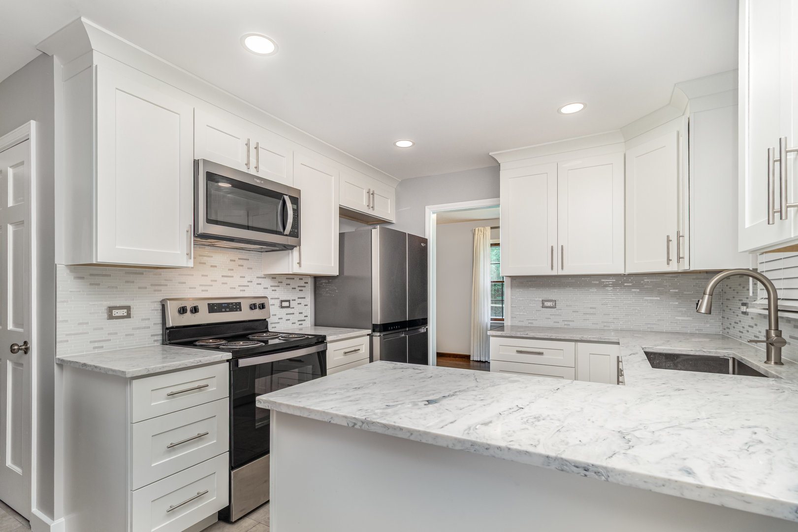 30W359 Wiant Road, West Chicago, IL 60185