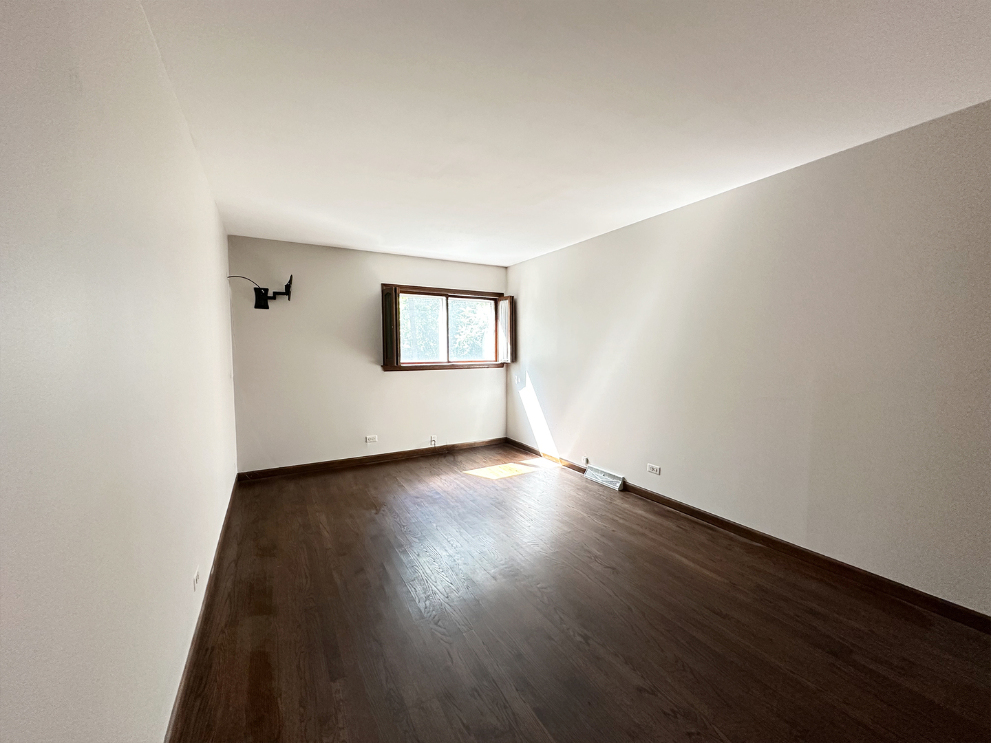 30W359 Wiant Road, West Chicago, IL 60185