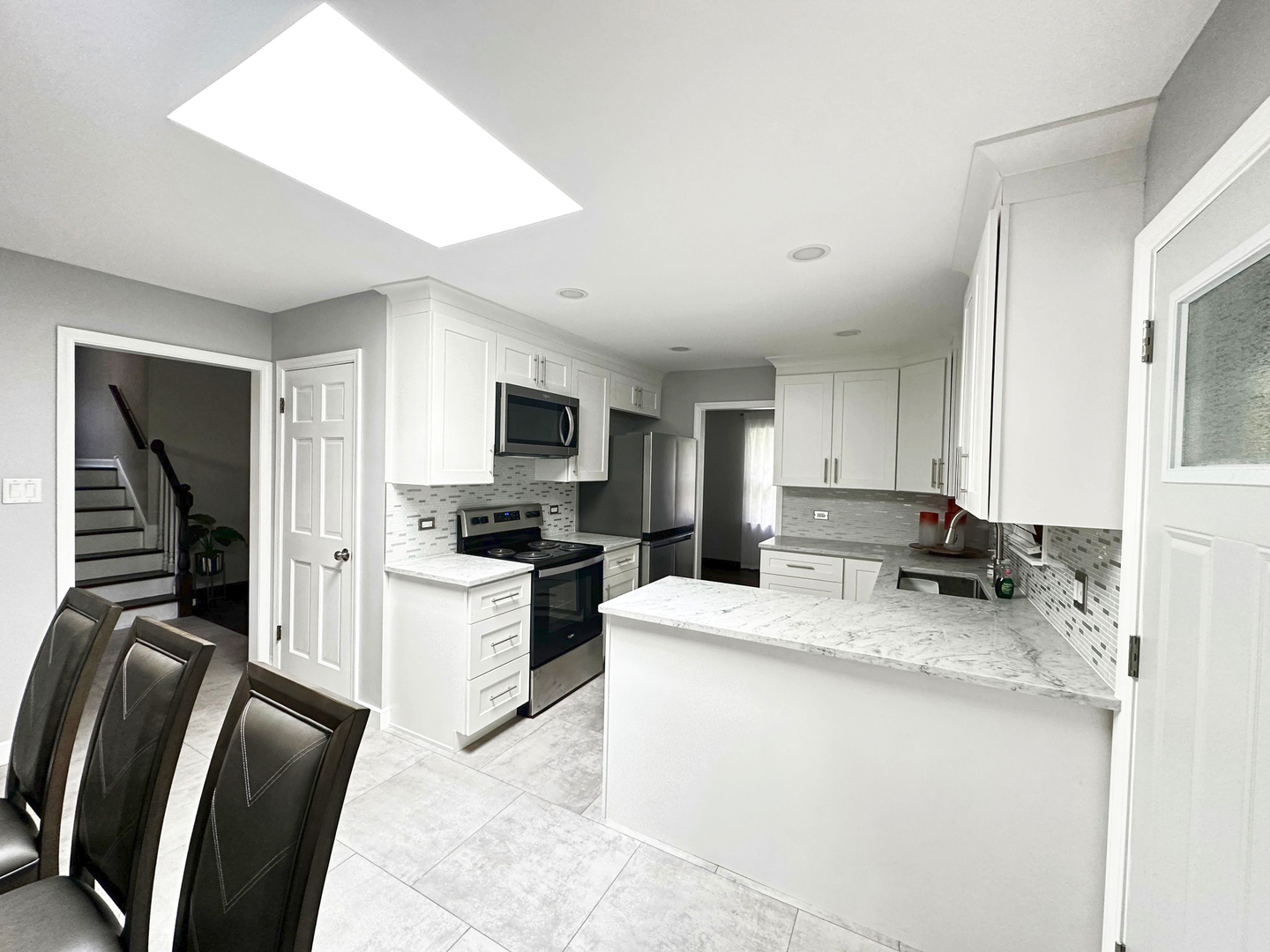 30W359 Wiant Road, West Chicago, IL 60185