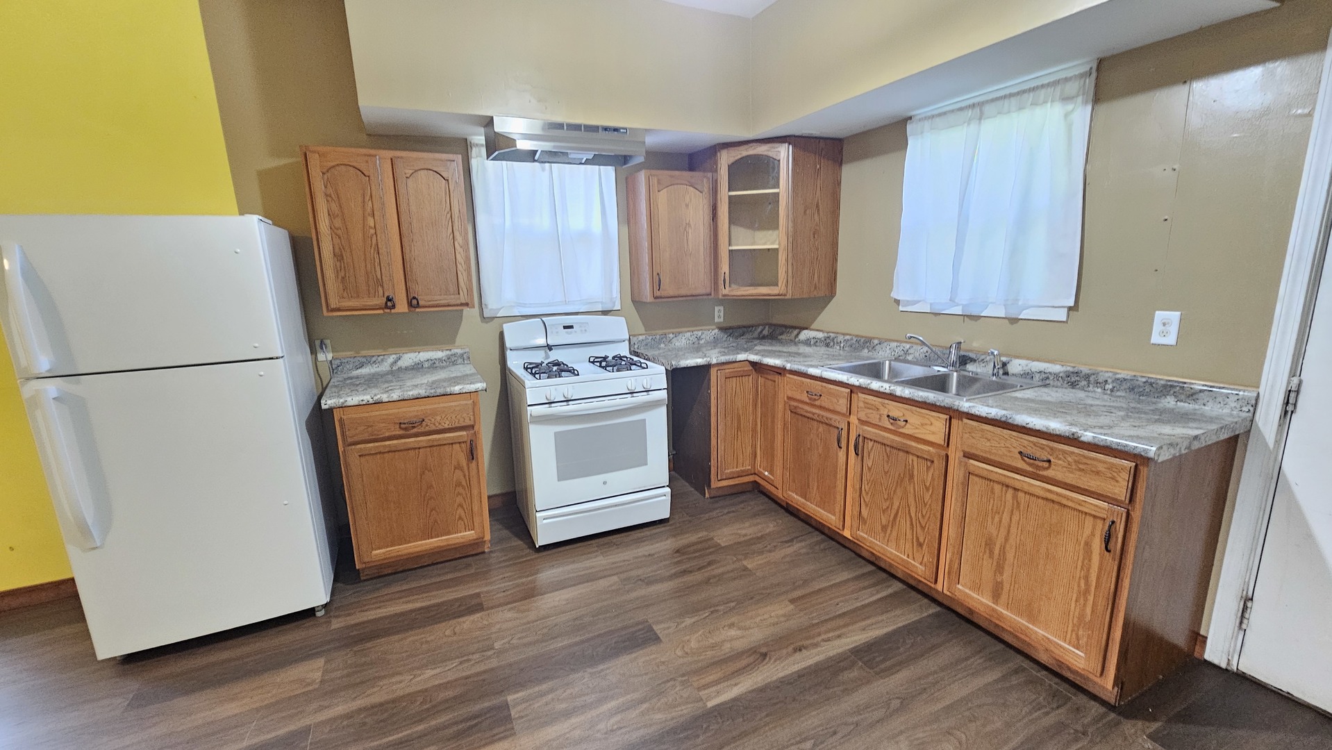 426 N Hebbard Street, Joliet, IL 60432