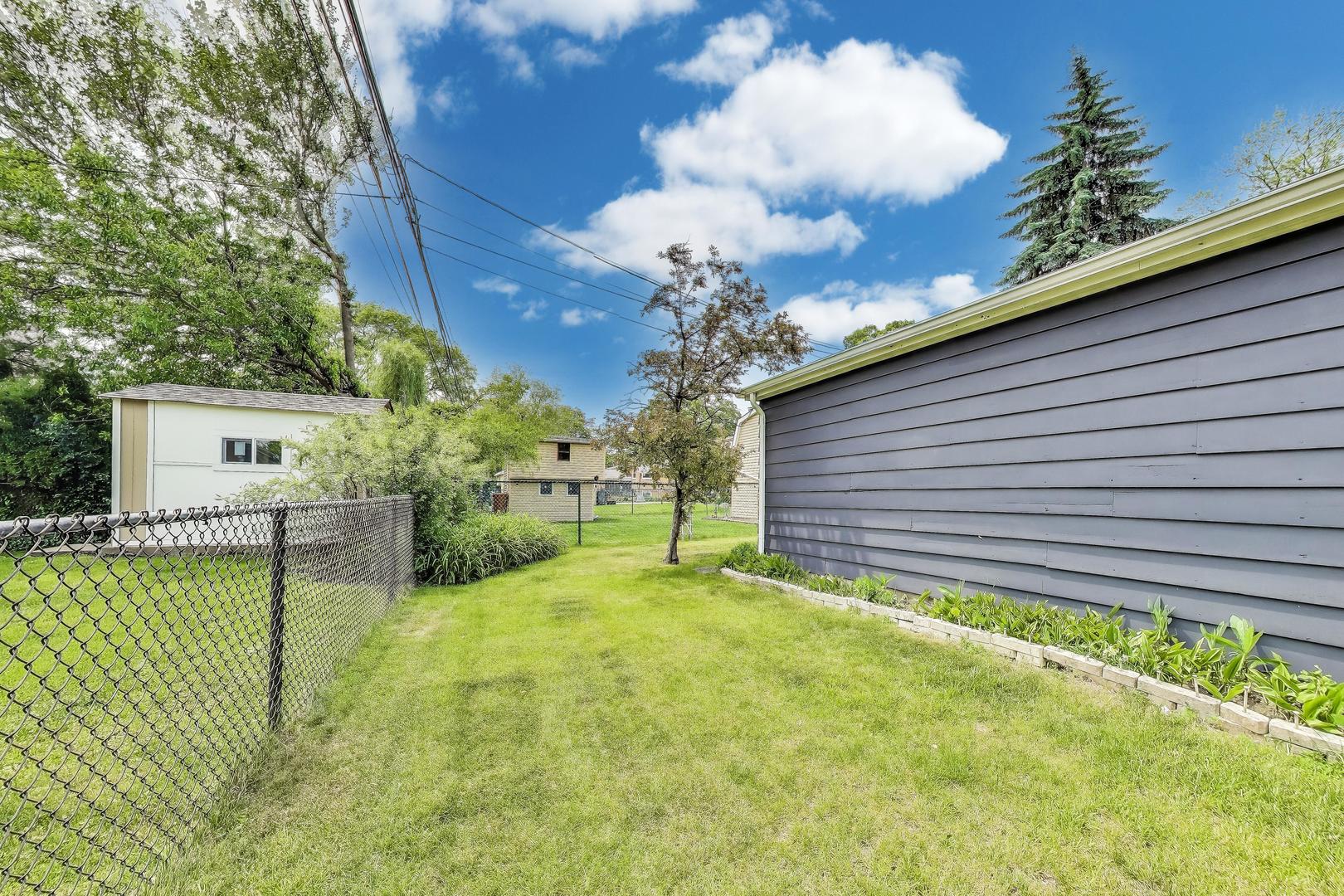 1241 Elliott Street, Park Ridge, IL 60068