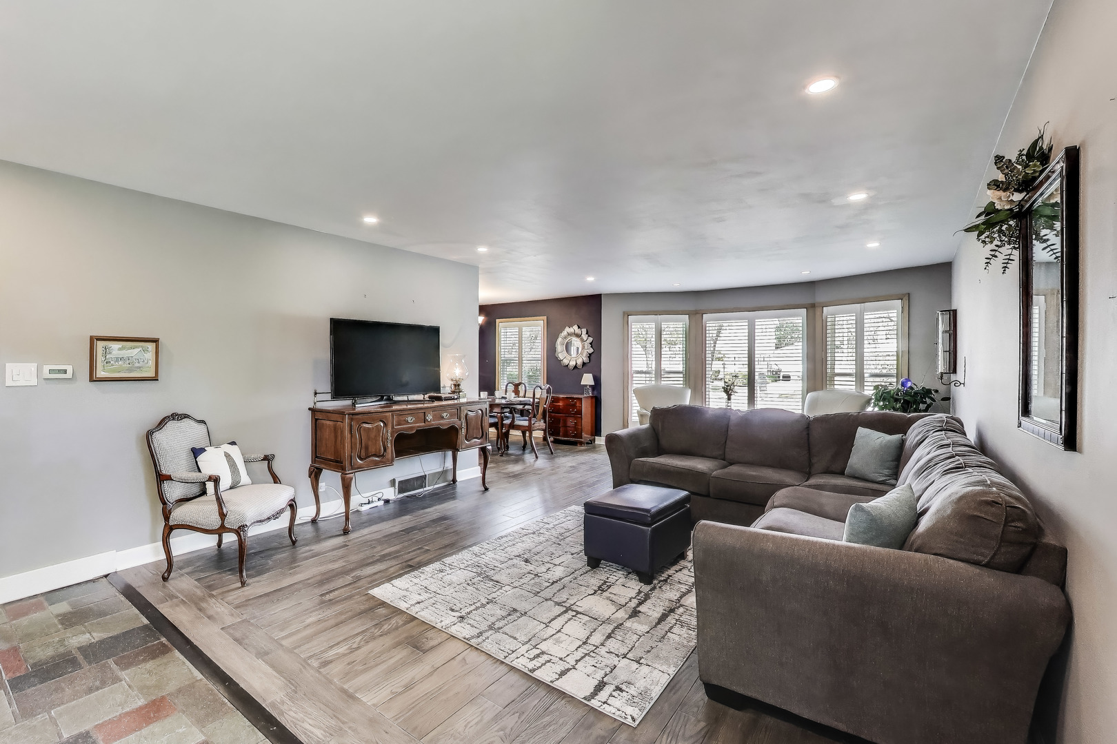 1241 Elliott Street, Park Ridge, IL 60068