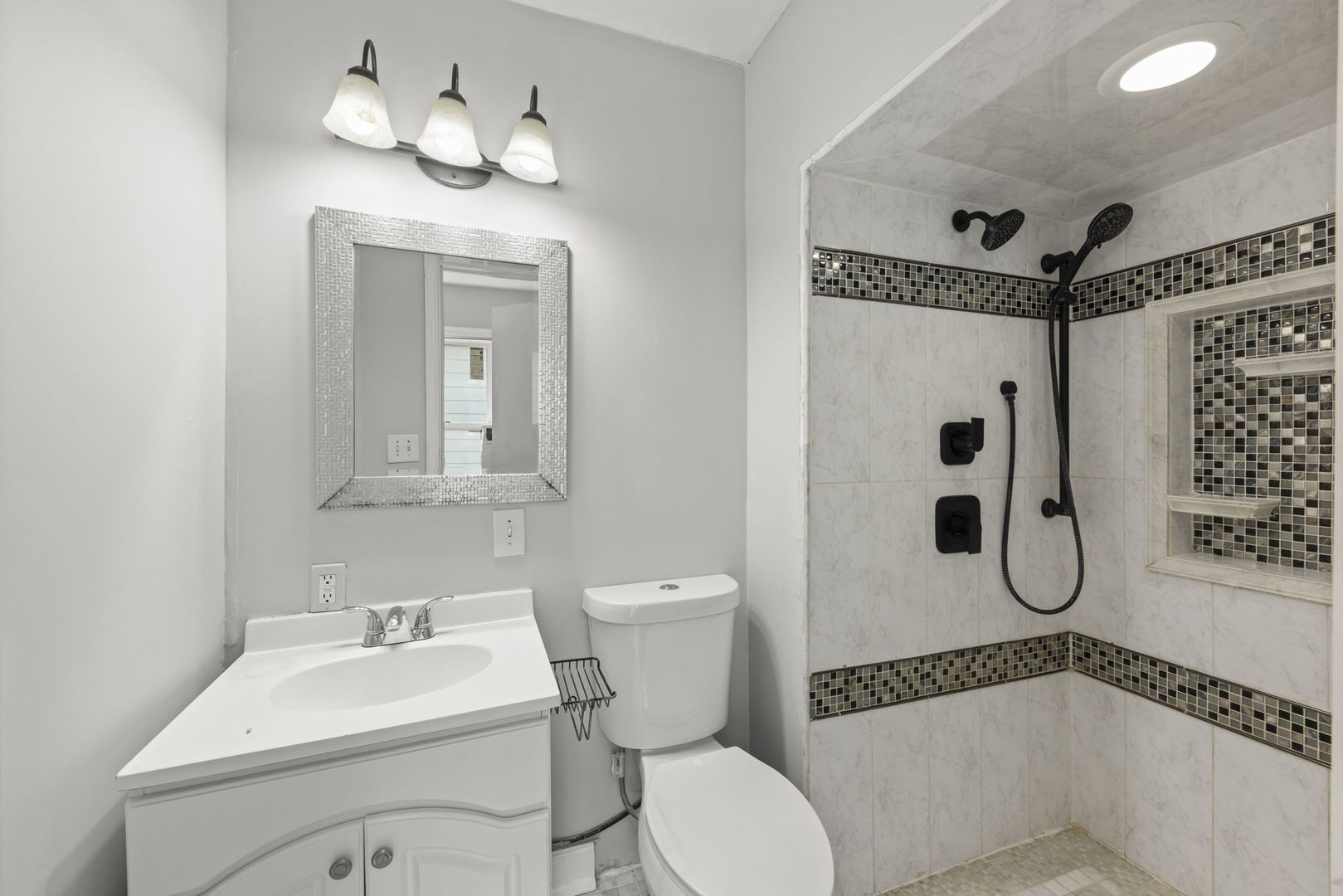 120 Anderson Avenue, Joliet, IL 60433