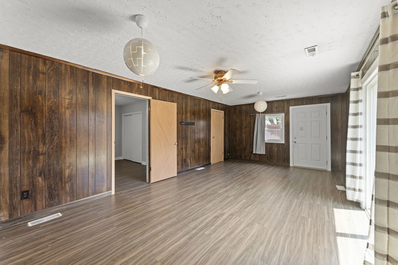 120 Anderson Avenue, Joliet, IL 60433