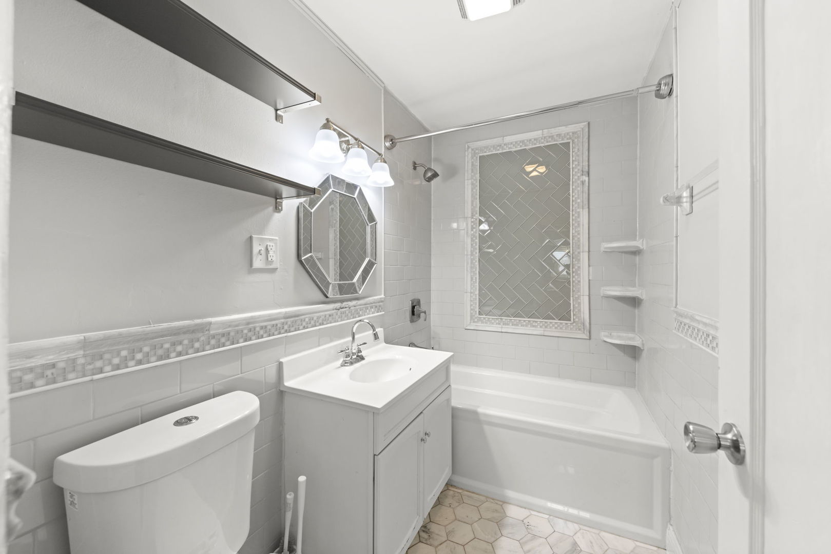 120 Anderson Avenue, Joliet, IL 60433