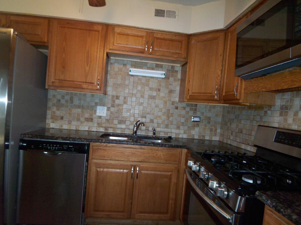 1925 Georgetown Lane, Hoffman Estates, IL 60169