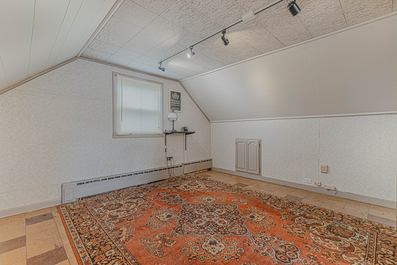 1414 Belle Plaine Avenue, Gurnee, IL 60031