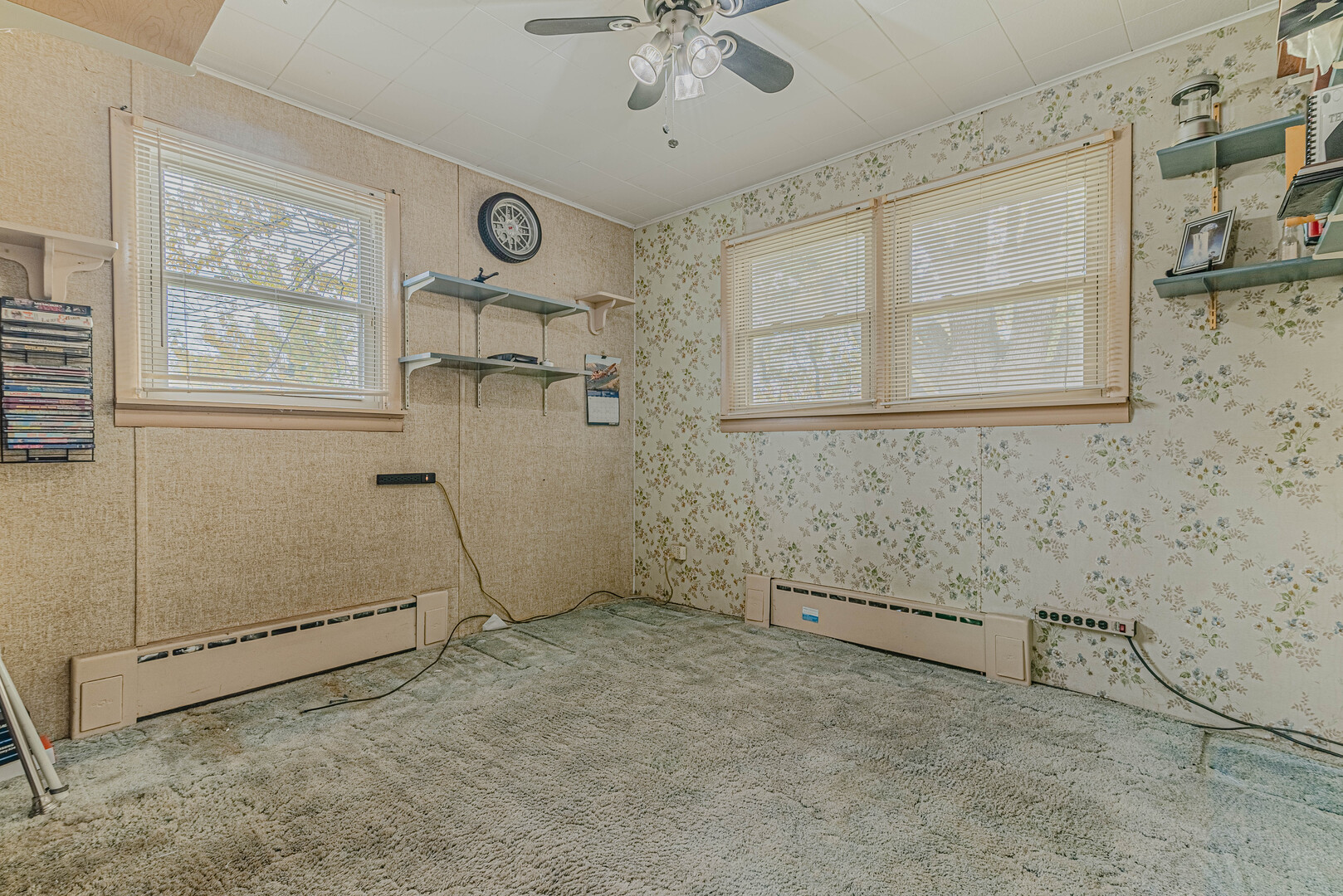 1414 Belle Plaine Avenue, Gurnee, IL 60031