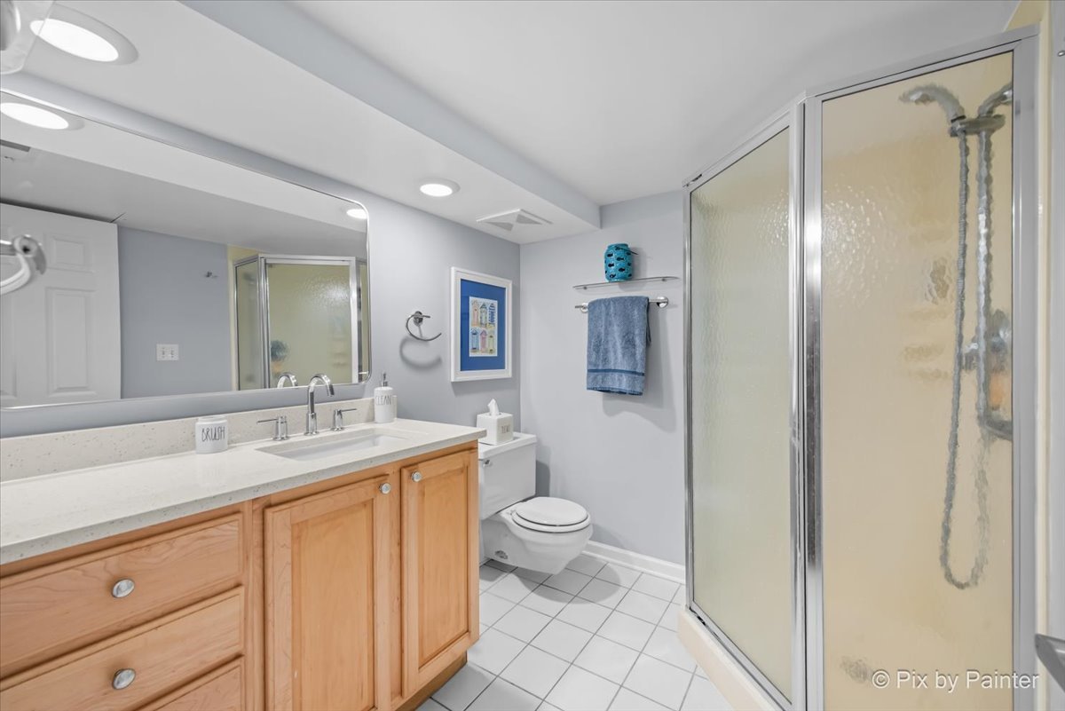 155 N Park Boulevard, Glen Ellyn, IL 60137