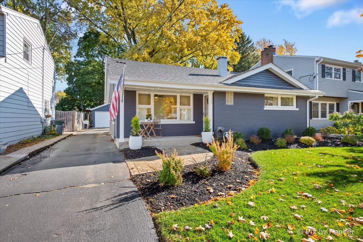 155 N Park Boulevard, Glen Ellyn, IL 60137