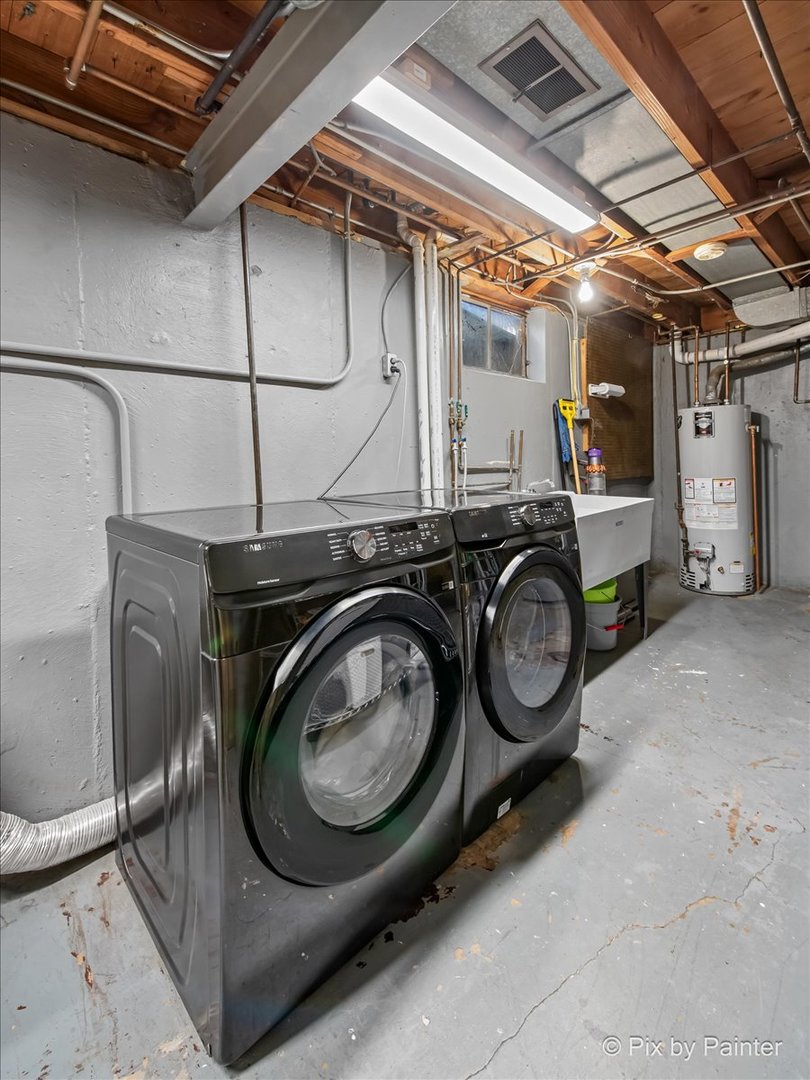 155 N Park Boulevard, Glen Ellyn, IL 60137