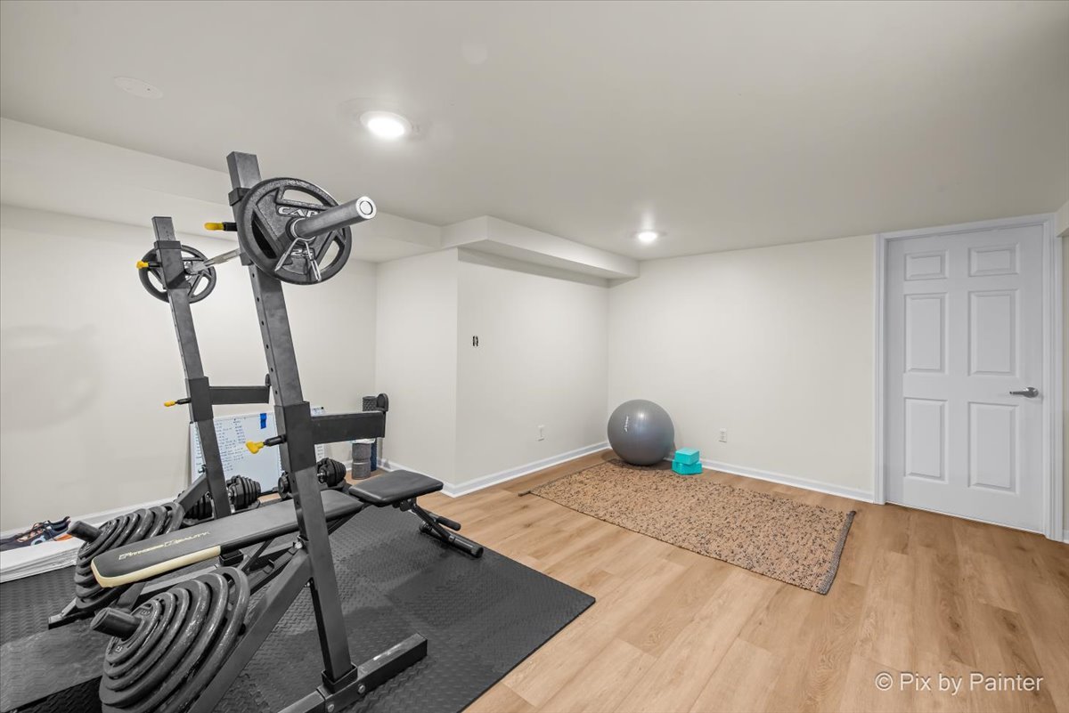 155 N Park Boulevard, Glen Ellyn, IL 60137