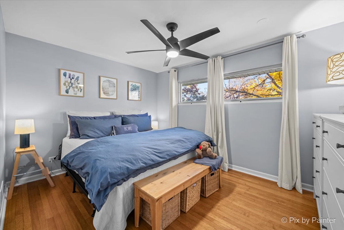 155 N Park Boulevard, Glen Ellyn, IL 60137