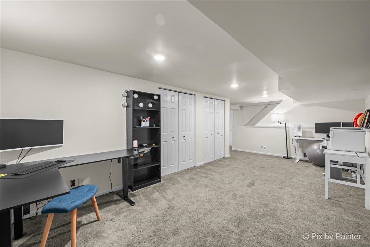 155 N Park Boulevard, Glen Ellyn, IL 60137