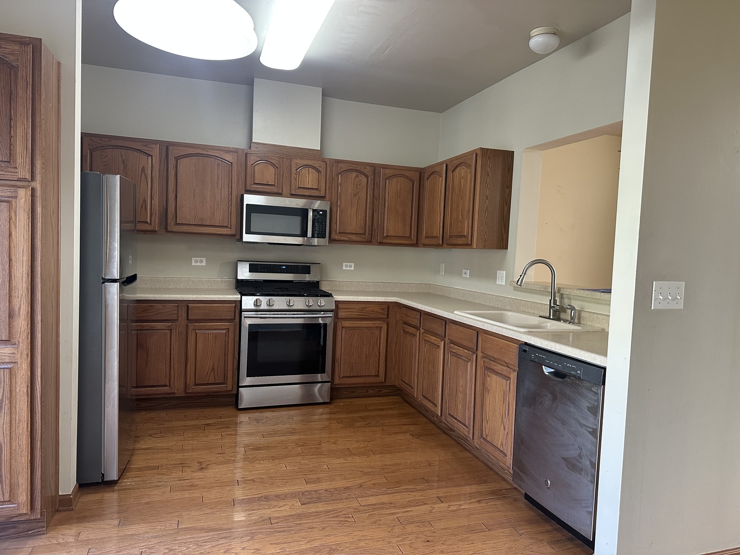 2358 TWILIGHT Drive, Aurora, IL 60503