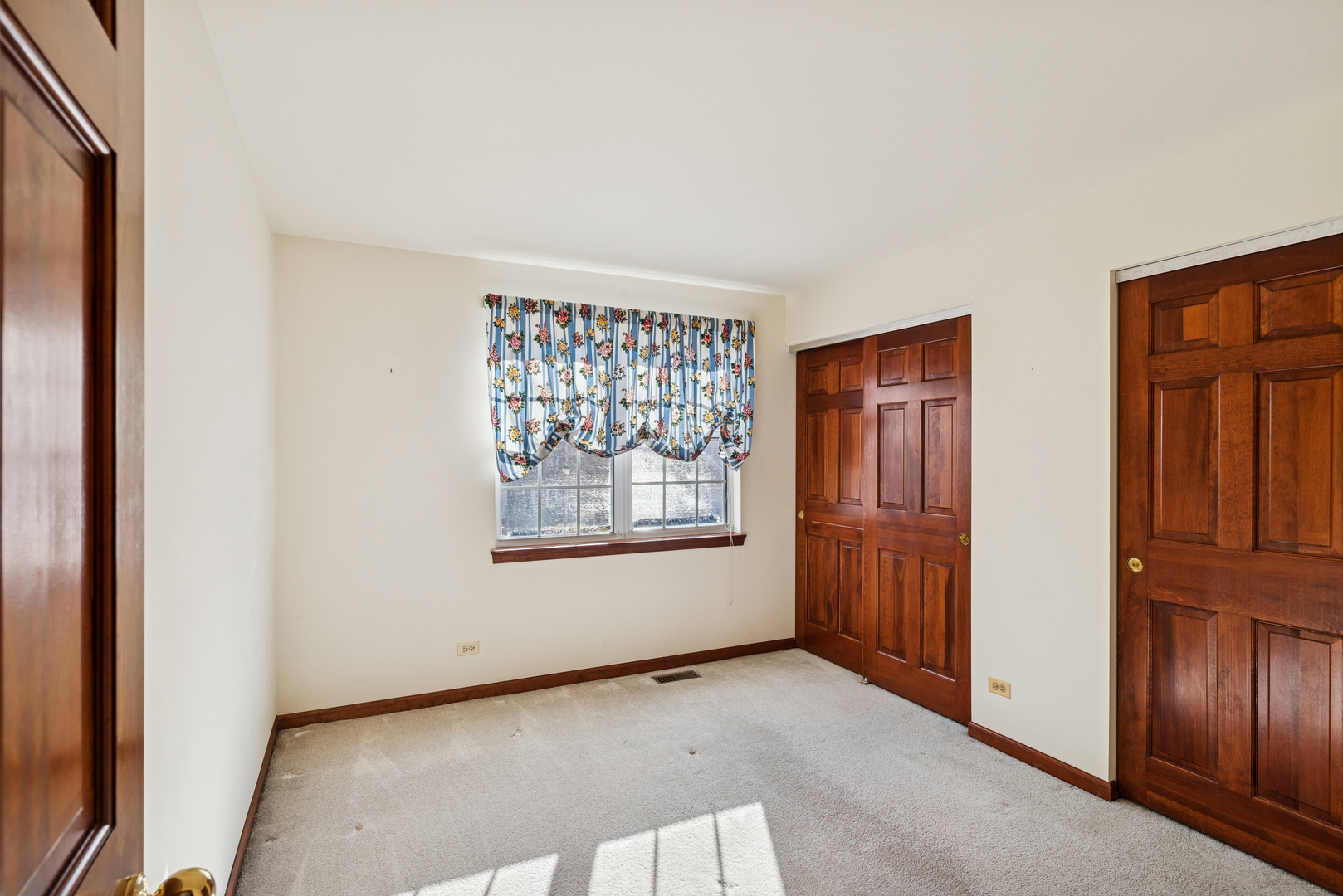 1166 Hummingbird Lane, Grayslake, IL 60030