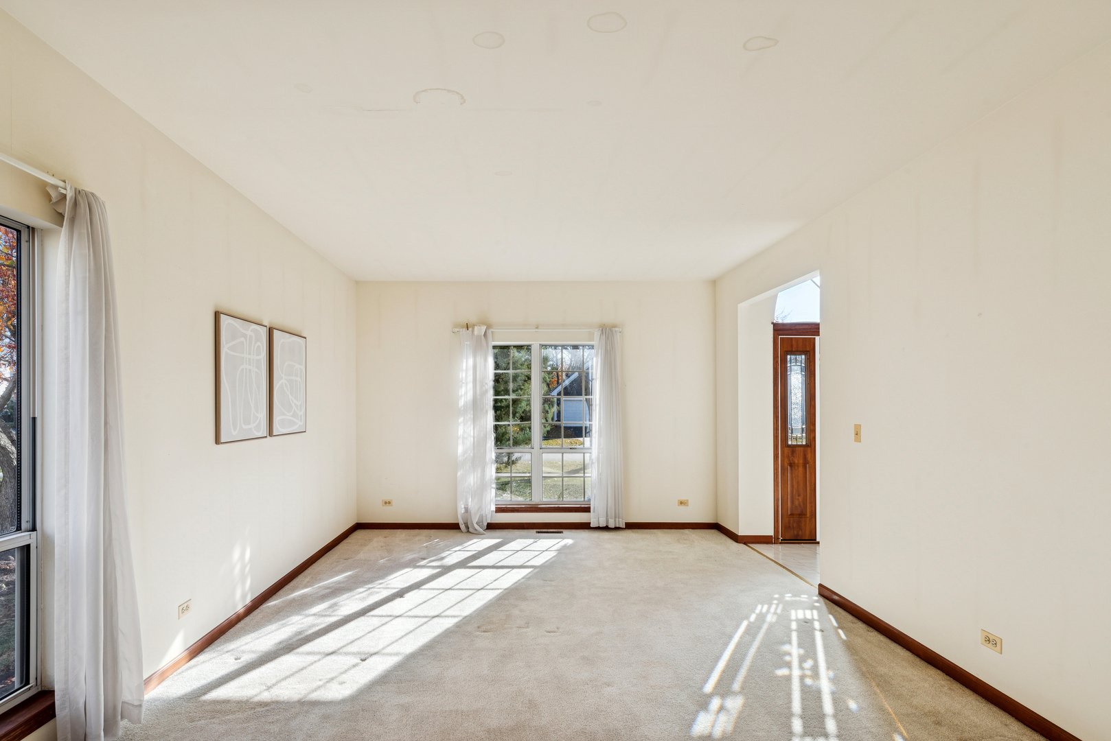 1166 Hummingbird Lane, Grayslake, IL 60030