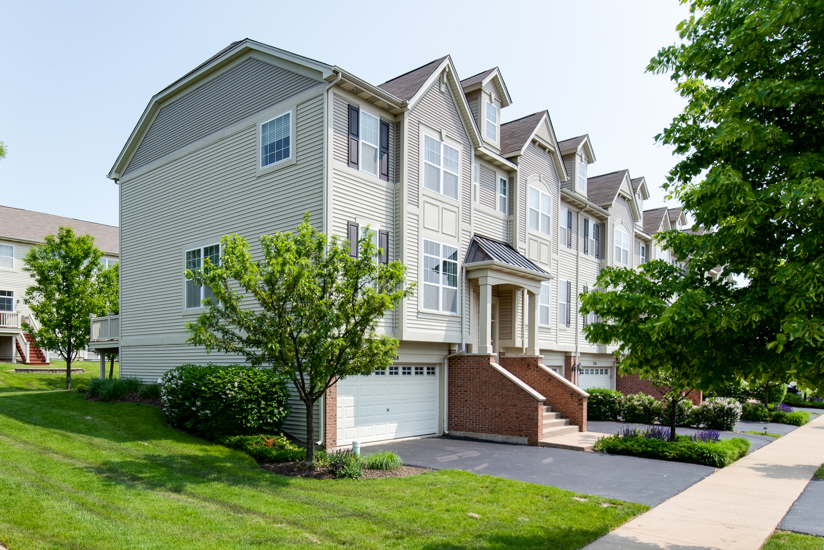 3568 Gabrielle Lane, Aurora, IL 60504