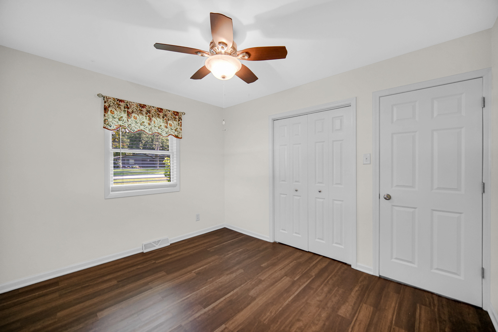 2540 Crystal Drive, Joliet, IL 60435