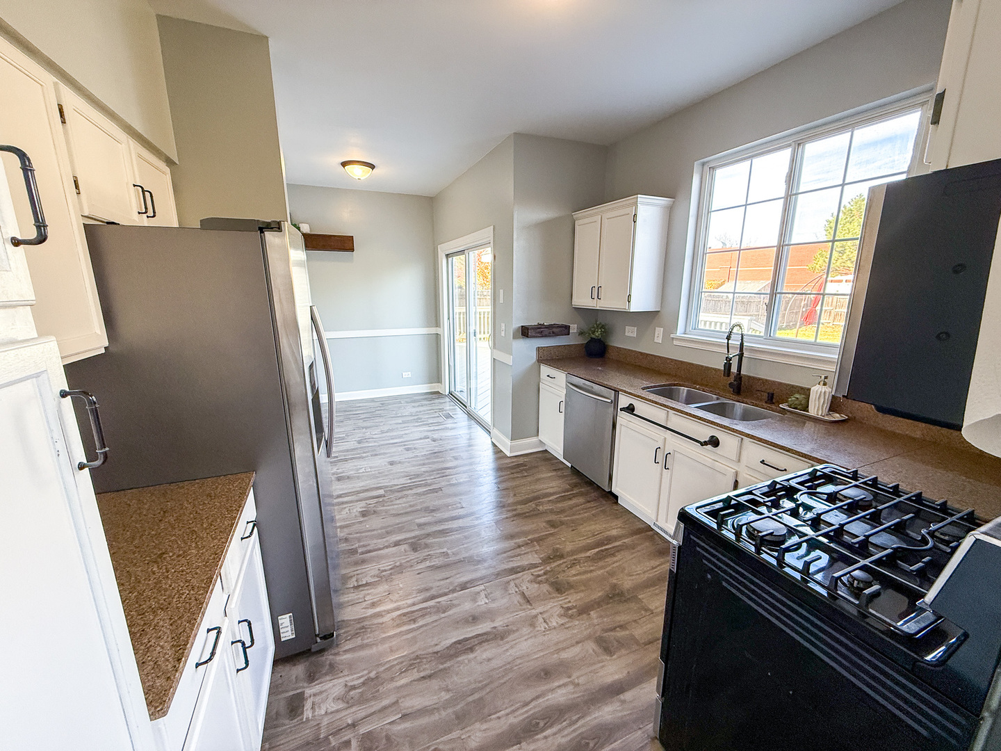 1629 Silver Springs Court, Aurora, IL 60504