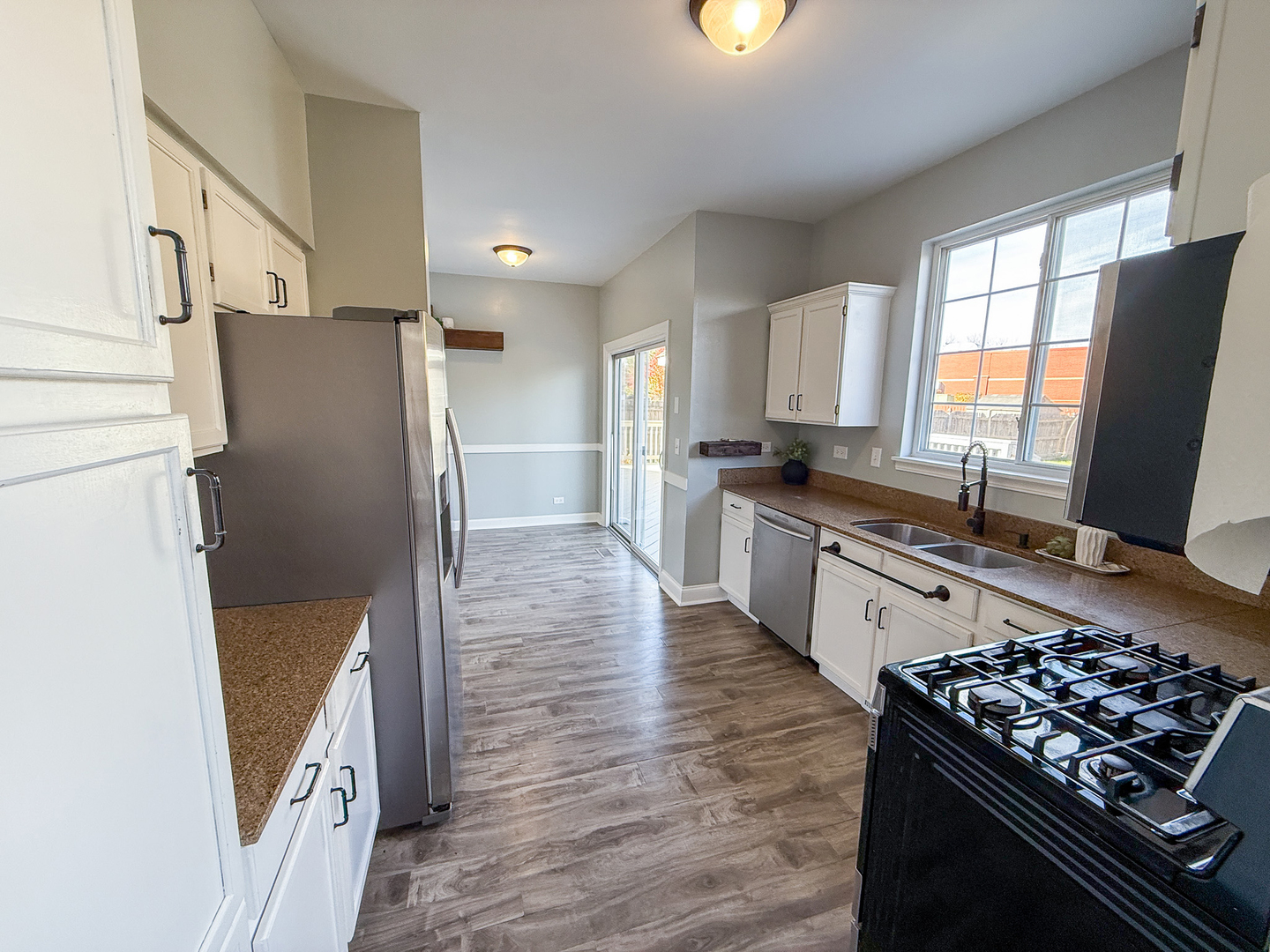 1629 Silver Springs Court, Aurora, IL 60504