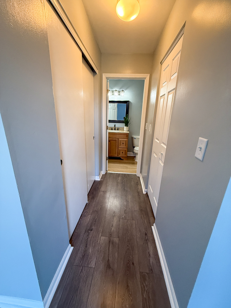 1629 Silver Springs Court, Aurora, IL 60504