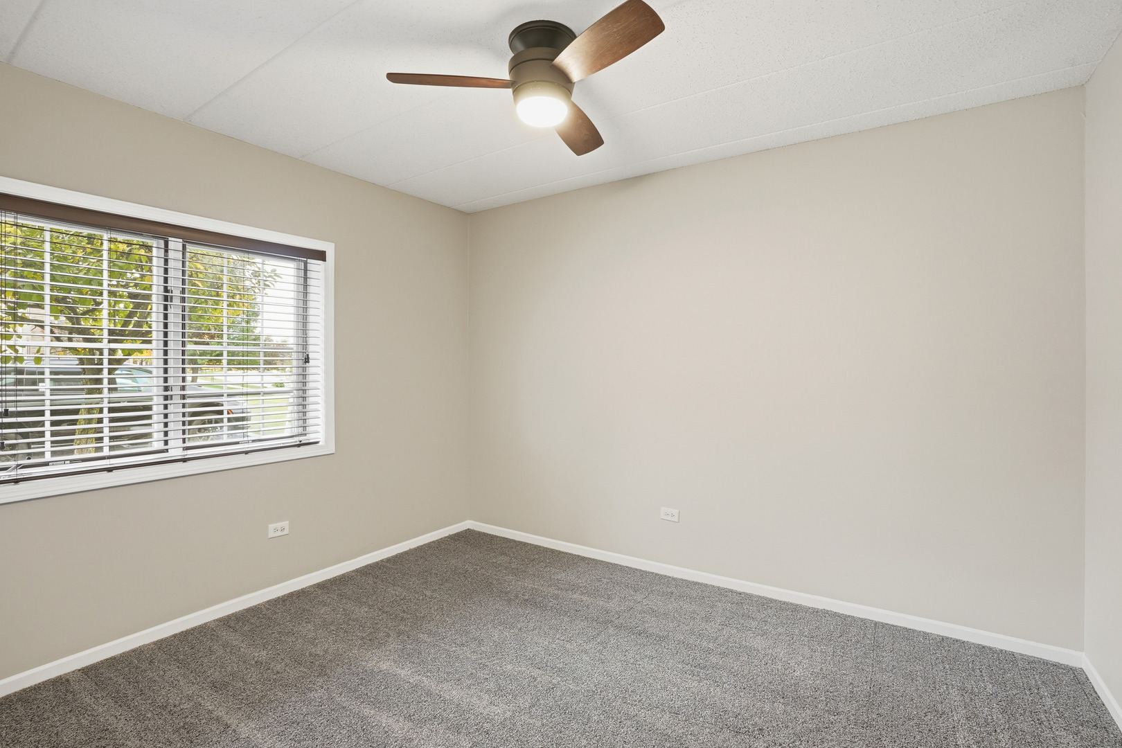 7767 Bristol Park Drive #1NW, Tinley Park, IL 60477