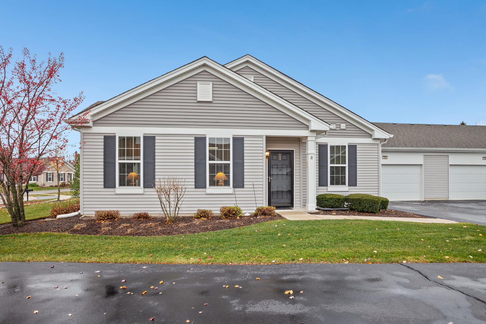 1594 Hannah Lane #1112, Pingree Grove, IL 60140