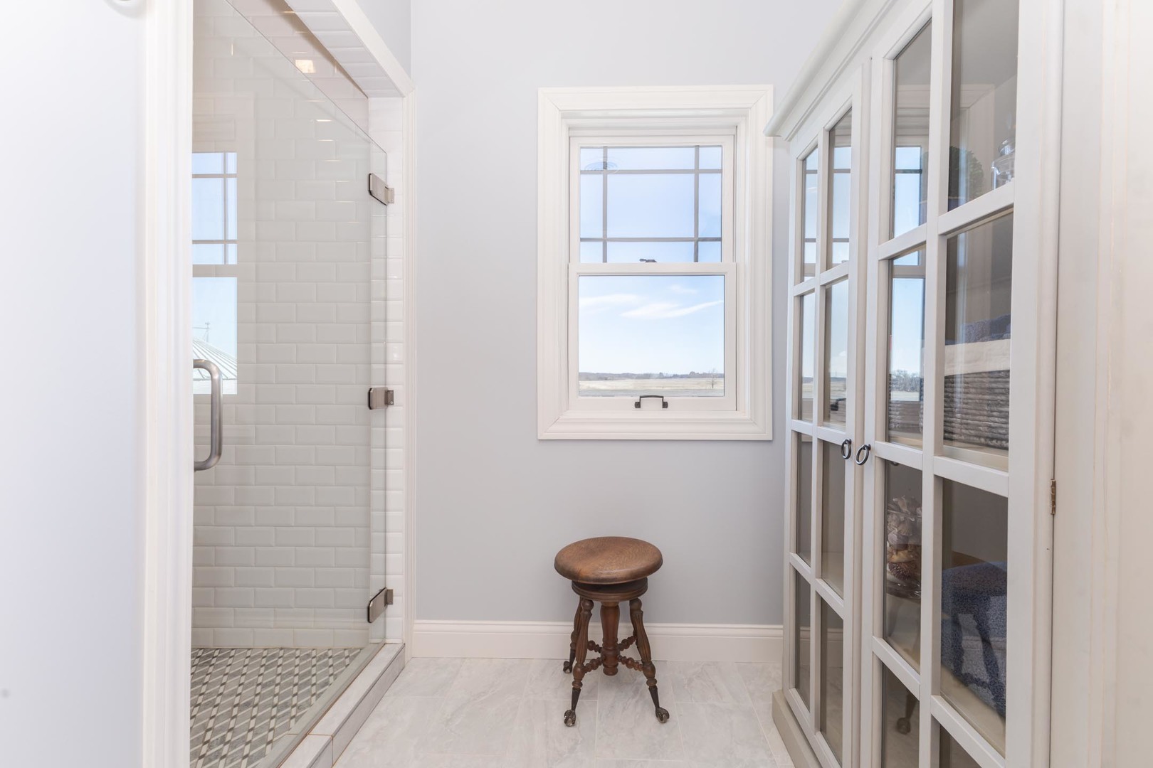 14431 E 2400 North Road, Hudson, IL 61748