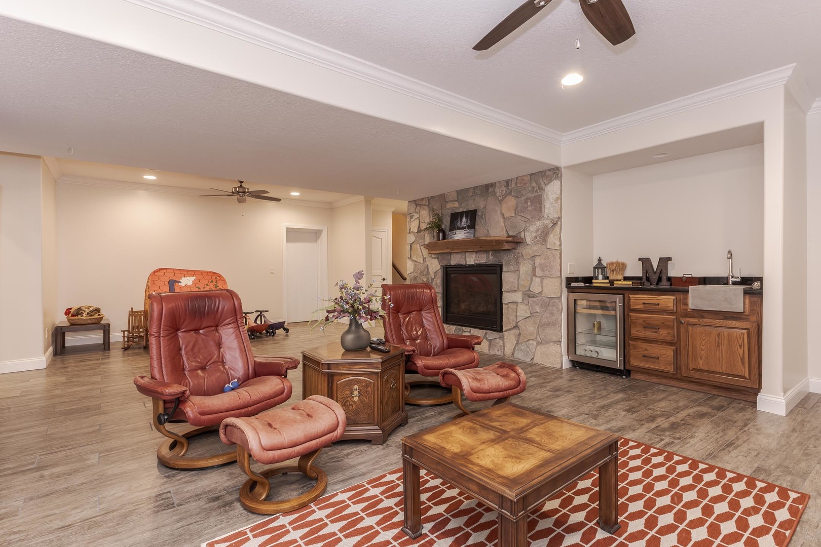 14431 E 2400 North Road, Hudson, IL 61748