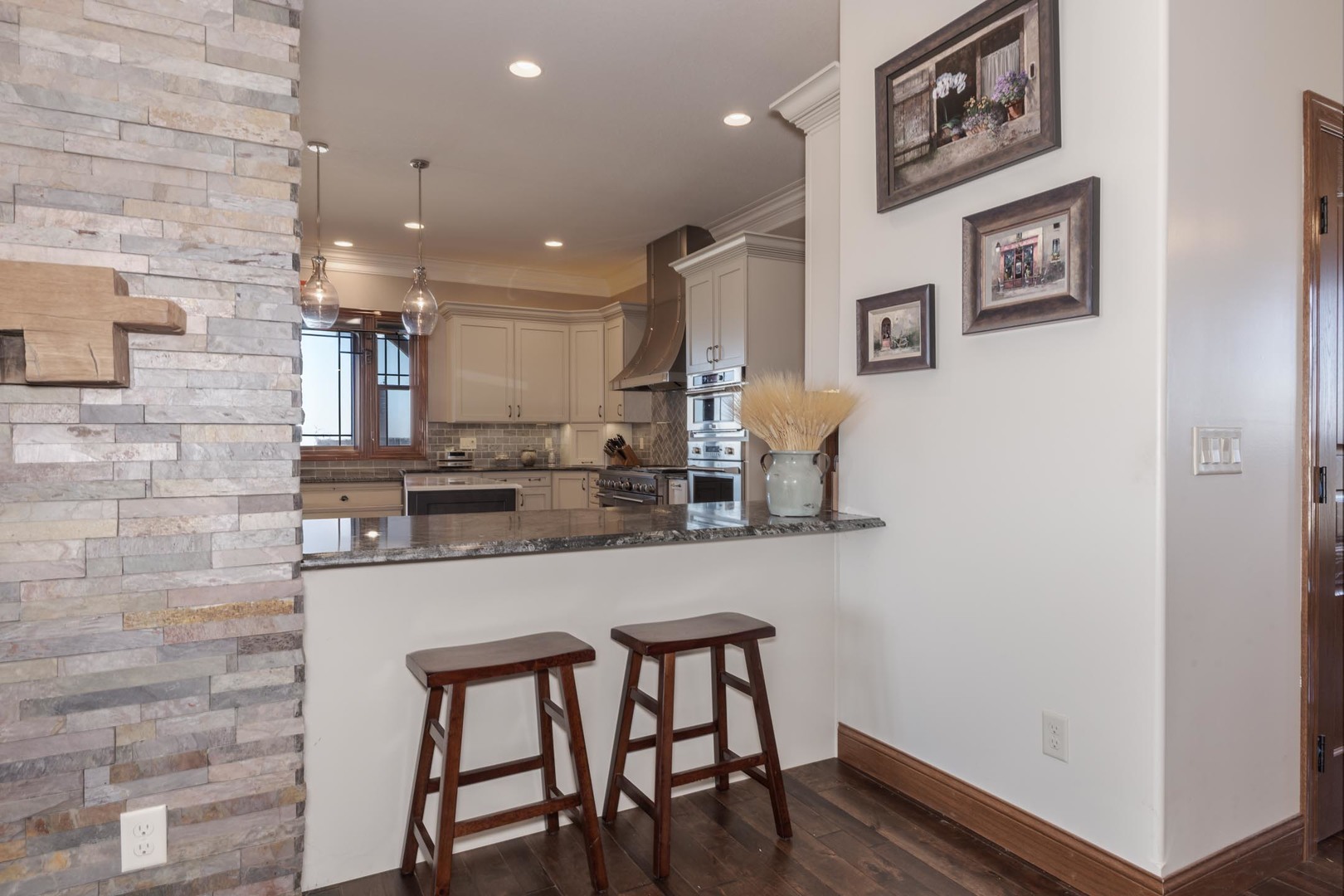 14431 E 2400 North Road, Hudson, IL 61748