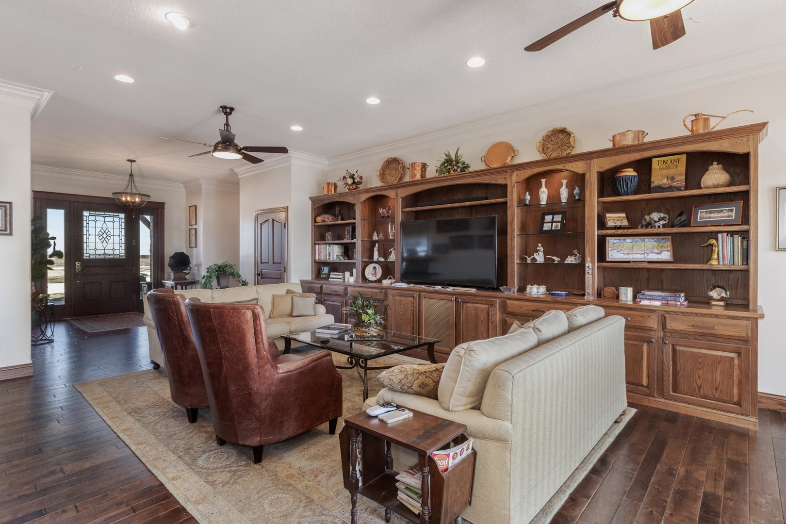 14431 E 2400 North Road, Hudson, IL 61748