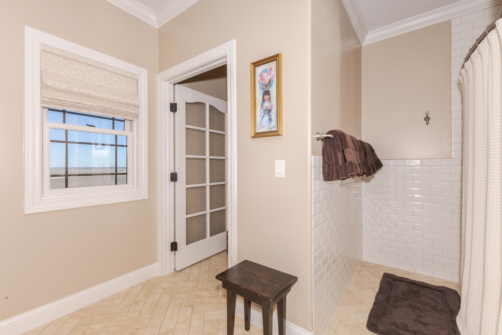 14431 E 2400 North Road, Hudson, IL 61748