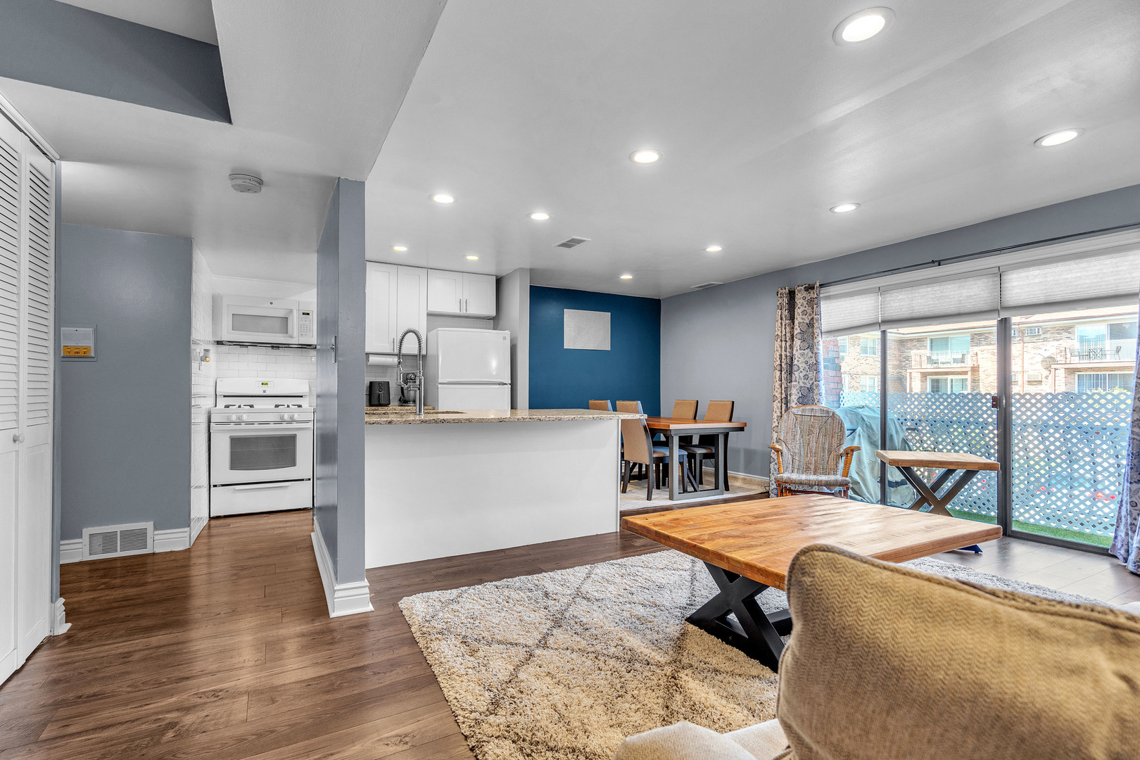 9829 Nottingham Avenue #10, Chicago Ridge, IL 60415