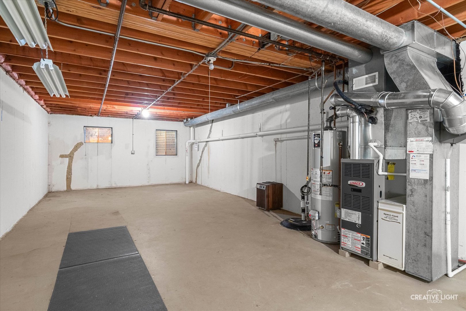 904 Dartmouth Drive, Wheaton, IL 60189