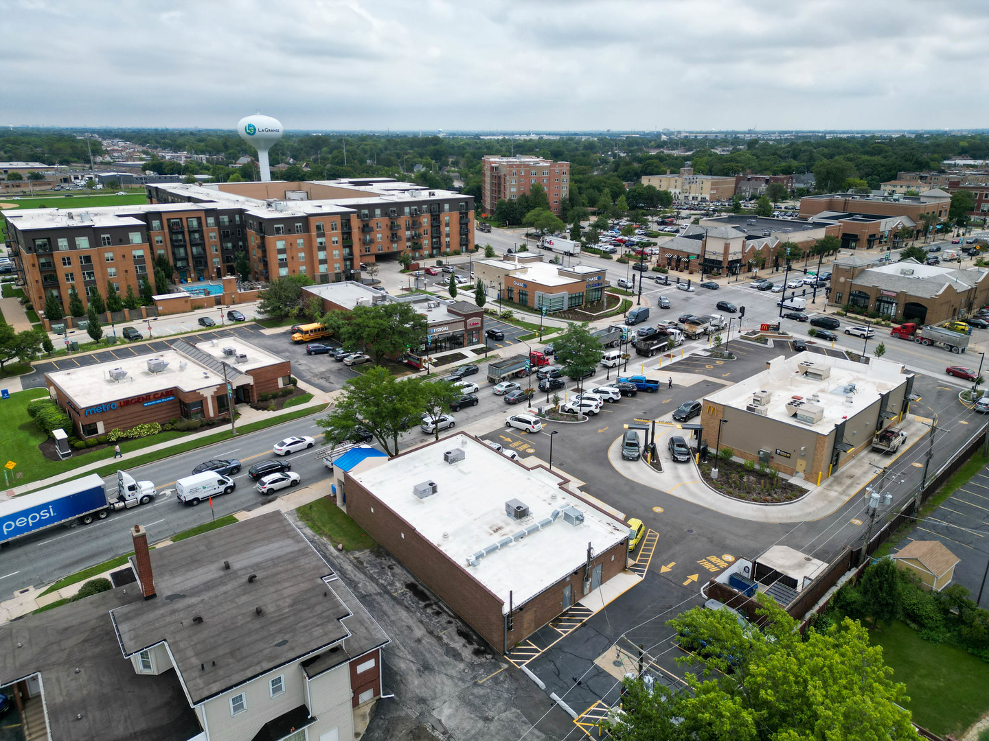 120 N La Grange Road, La Grange, IL 60525