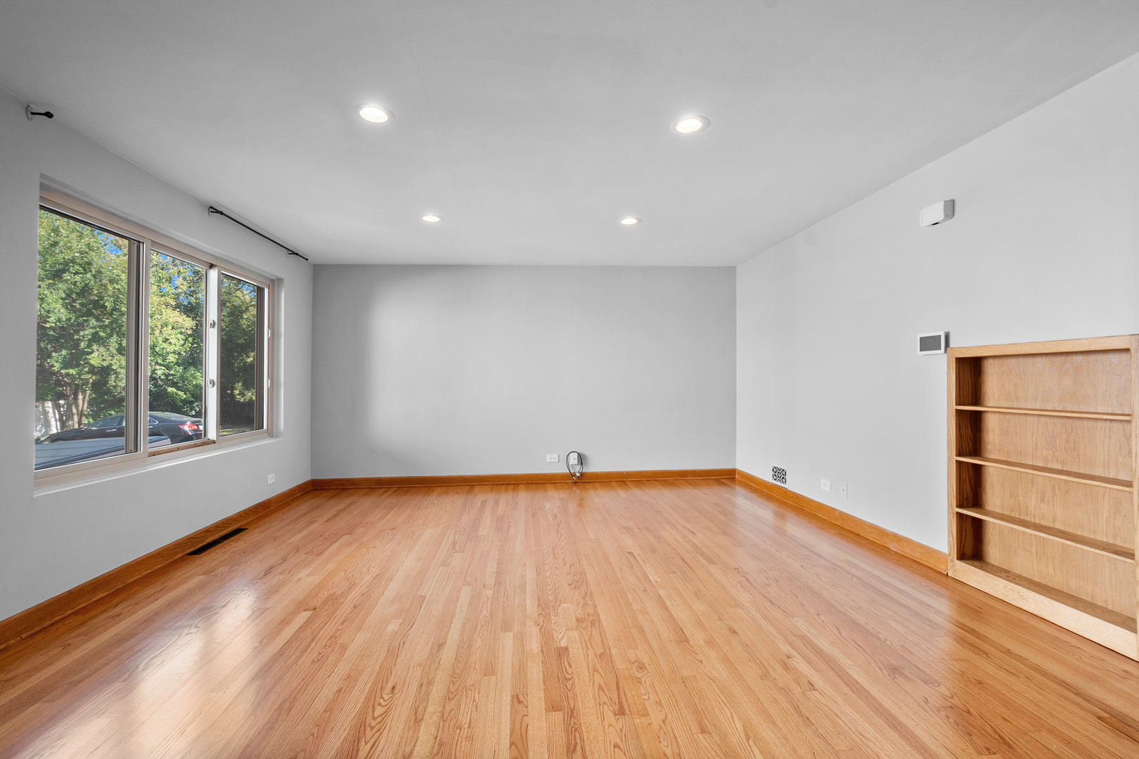 249 S VINE Avenue #B, Park Ridge, IL 60068