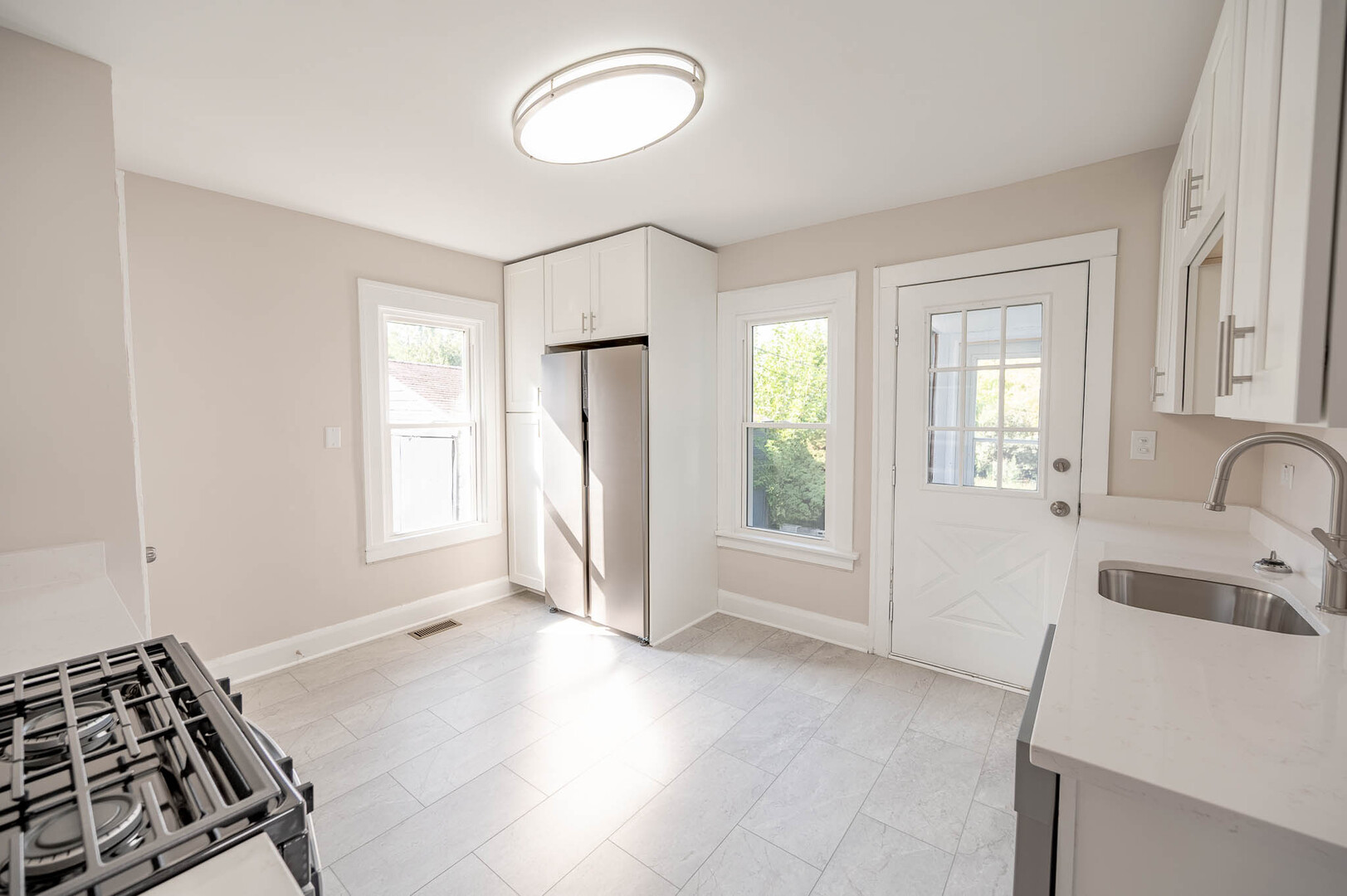 129 W Blair Street, West Chicago, IL 60185