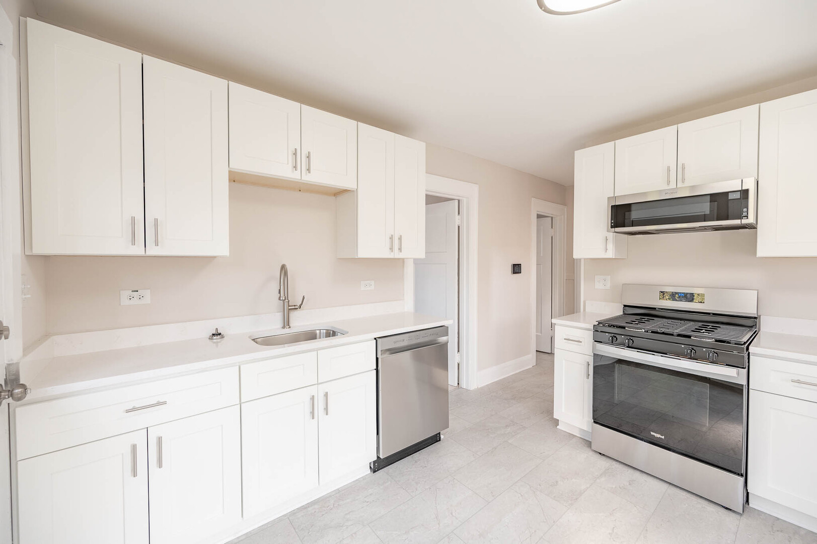 129 W Blair Street, West Chicago, IL 60185